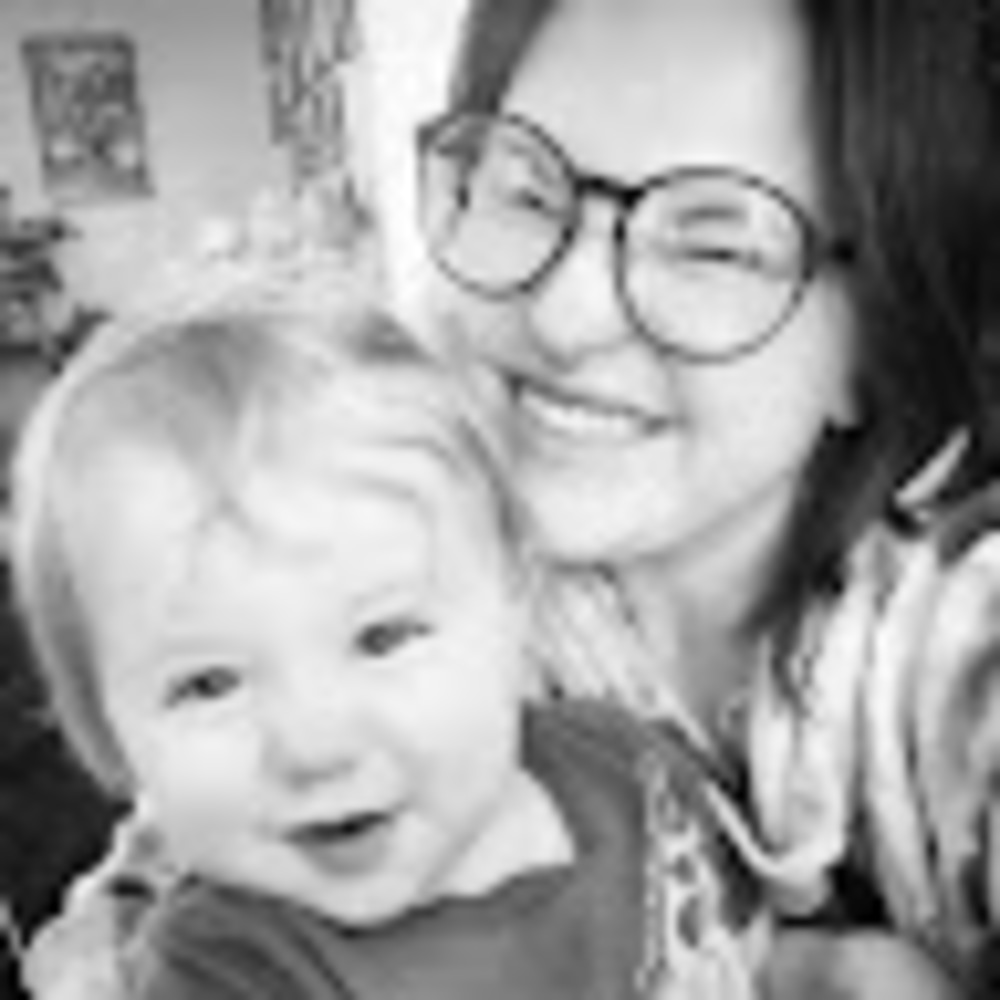 Meet your Posher, Alexandra